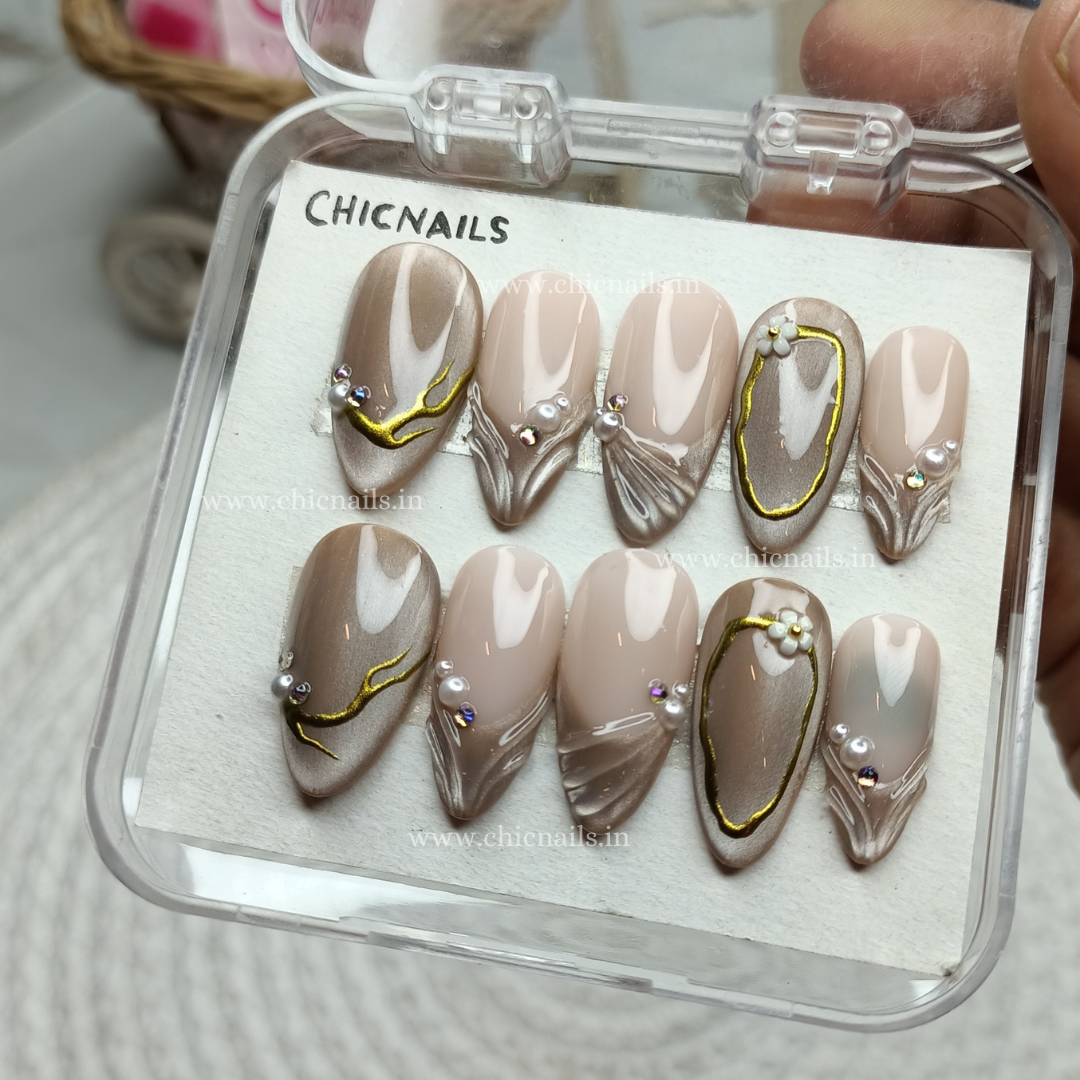Aura Cat Eye Chrome Press On Nails by chicnails India